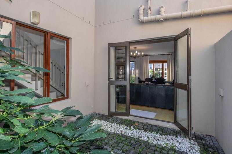3 Bedroom Property for Sale in Diep River Western Cape